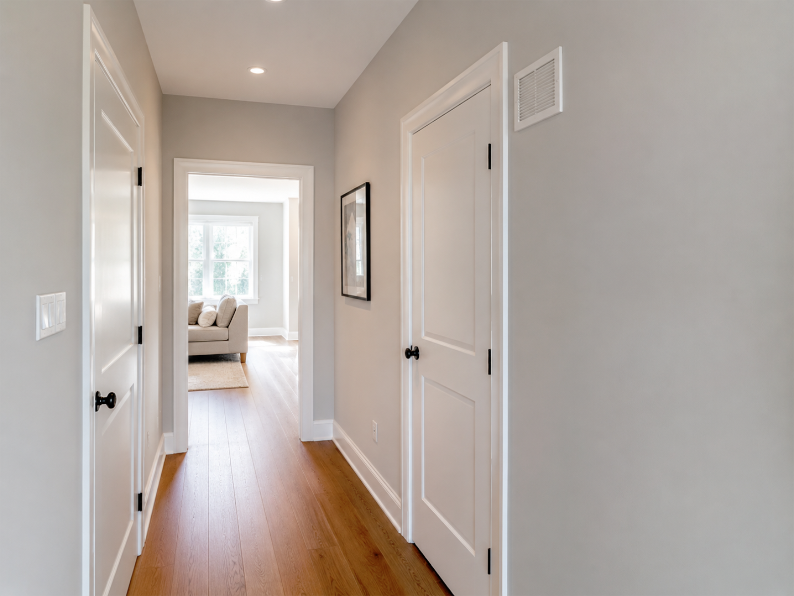 Freshly painted trim, doors, baseboards, casings, and clean edge lines in a Toronto and GTA residential interior